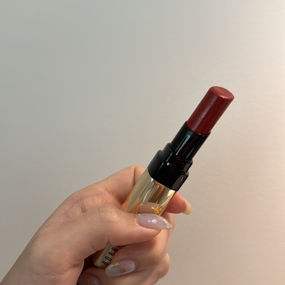 Bobbi brown Luxe Shine Intense Lipstickwoth a FREE POUCH - Picture 6 of 9